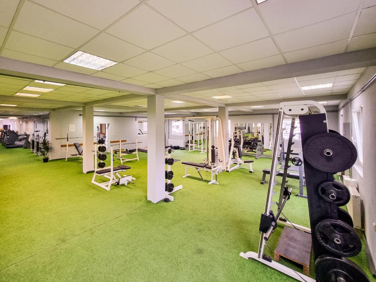 Xxl Rooms אוסילק מראה חיצוני תמונה