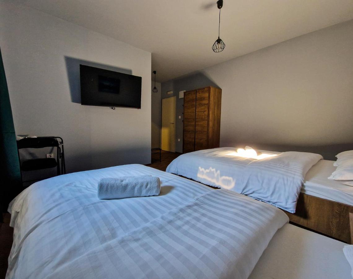 Xxl Rooms אוסילק מראה חיצוני תמונה