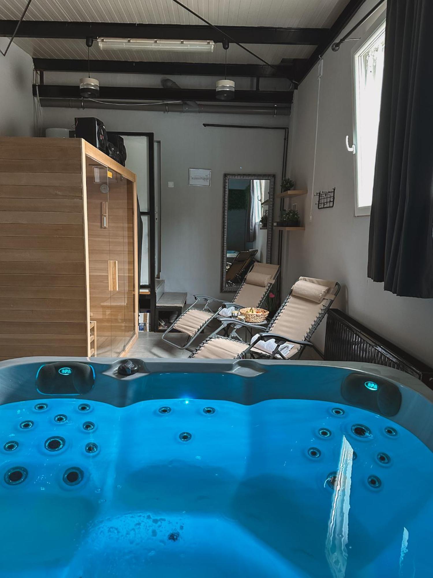 Xxl Rooms אוסילק מראה חיצוני תמונה
