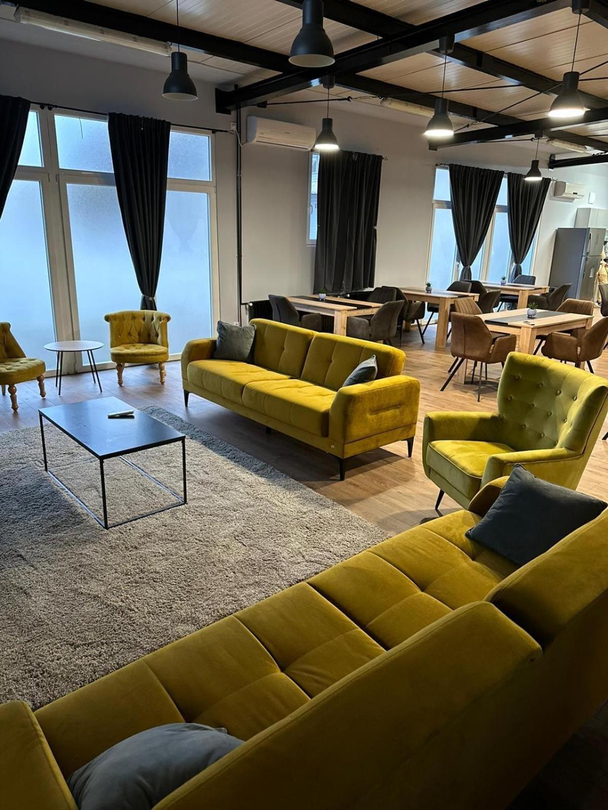 Xxl Rooms אוסילק מראה חיצוני תמונה