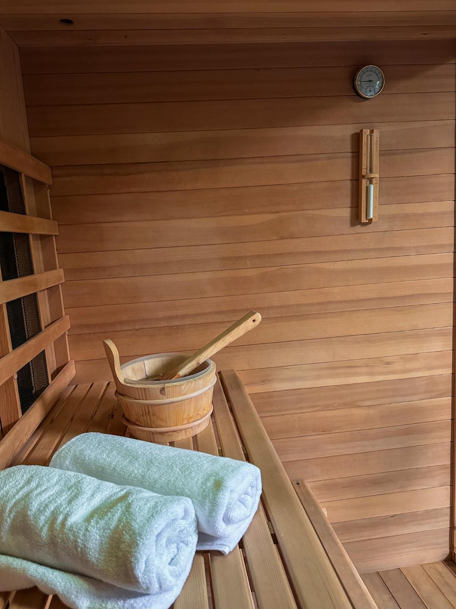 Xxl Rooms אוסילק מראה חיצוני תמונה